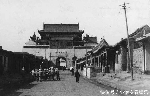 张爱玲亏欠的,是未出生的孩子:害怕自己当不好妈妈,也是种深情