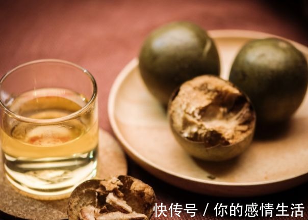 雪莲子|天然“胰岛素”找到了,坚持每天吃一点,“血糖”慢慢降下来!