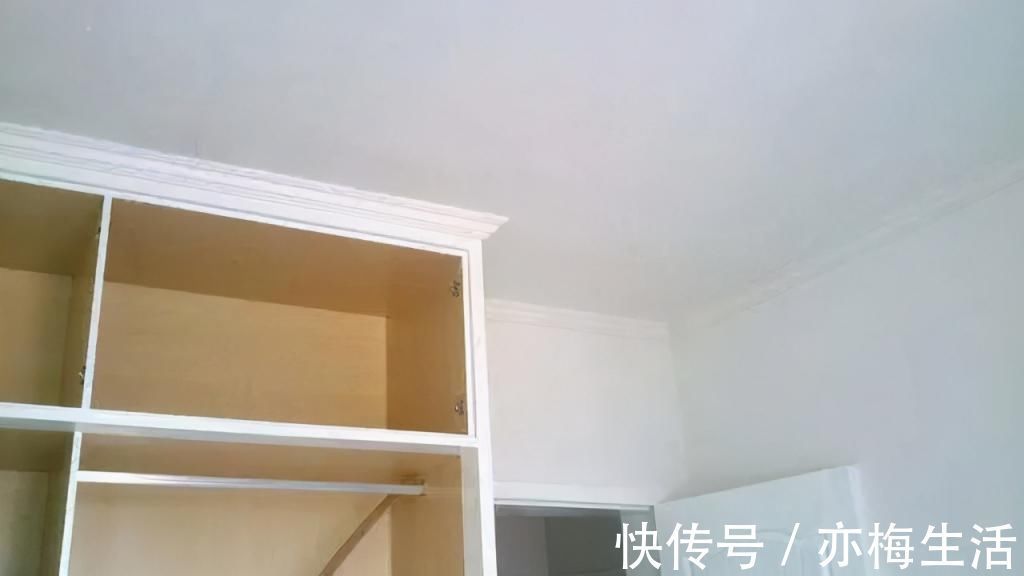 衣柜|头次见有人这样装衣柜，发小区业主群直接炸开锅，真的太聪明了