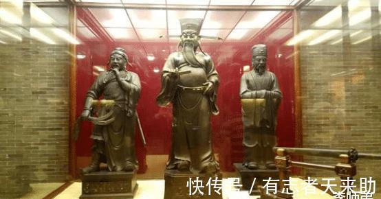 史书记$真实的包公是个贪官?墓中出土一豪华宝物,包家后人愤怒澄清