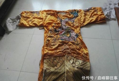 醉酒|皇帝醉酒误杀忠臣，忠臣家属讨说法，皇帝愧疚：龙袍给你，你斩吧