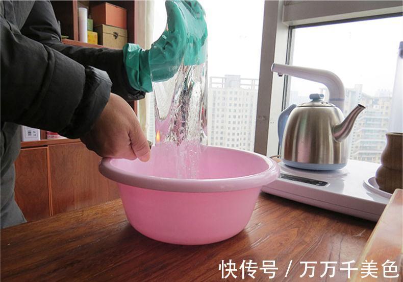 果冻状|卫生间防水没做好怎么补救?不用砸瓷砖,三套方案可以解决问题