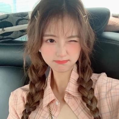 女生自以为“很土”的3发型,男生却“贼喜欢”,单身姑娘快get!