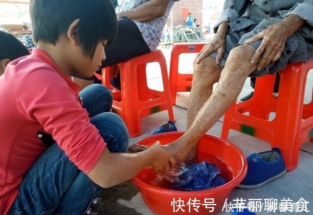 辈分|外甥和舅舅幼儿园同班,外甥从不喊舅舅,外甥可能不好意思