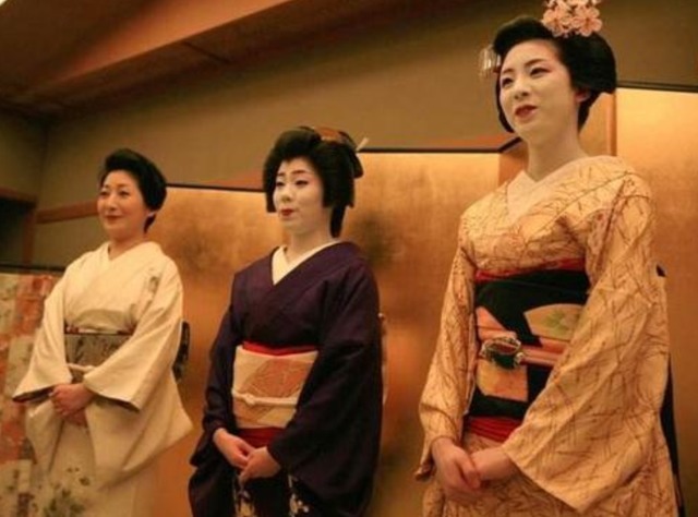 姓氏文化!日本有一“奇葩”姓氏,无论取什么名字,翻译成中文都令人发笑