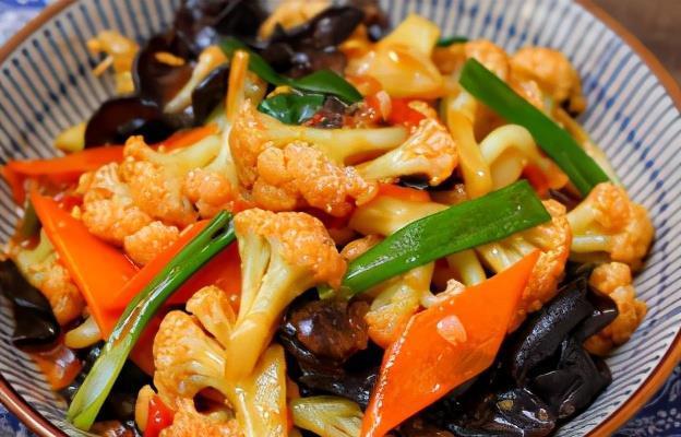 适合孩子吃的一道素菜,比肉好吃,3元能吃一大盘,咋吃都不够