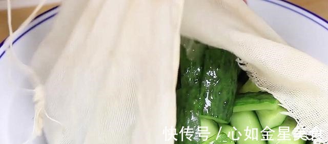 腌料|原来腌黄瓜这么简单，一个小时就能吃，清脆开胃，放三个月不坏！