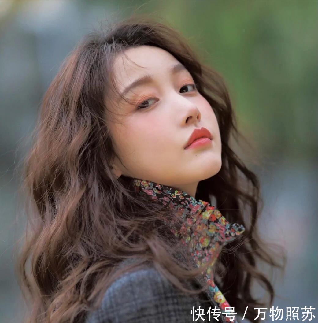 姐妹们|女生脸上有这些特征,属于天生的“耐看脸”,长得漂亮还讨喜