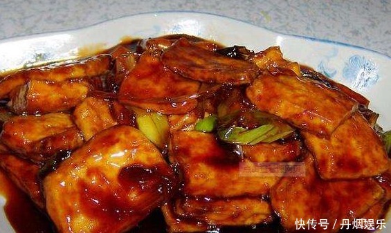 最下饭的竟是“此”,2块钱就能买到,外酥里嫩,美味可口