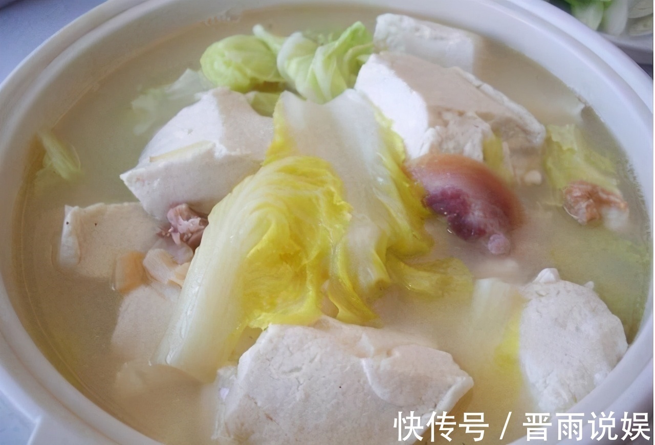 金针菇|会吃的人才长寿，常吃3种美食，补充营养，排毒消脂，增强抵抗力