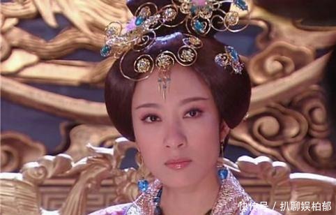 躲藏|蛮族女子被皇帝临幸,生下了一个千古明君,前半生在躲藏成长