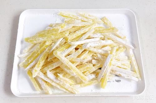 土豆薯条，学会在家随便做，一样外酥里嫩滋味浓，一次吃个够