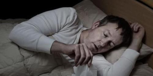 睡眠质量|雄性激素分泌多男人，通常有3个共性，如果你也是，偷着高兴吧