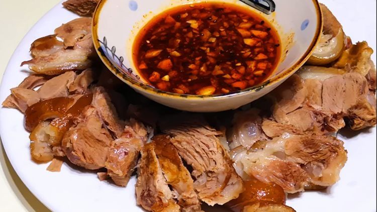 终于找到肘子最好吃做法，香浓软烂，好吃不腻，一个肘子不够吃