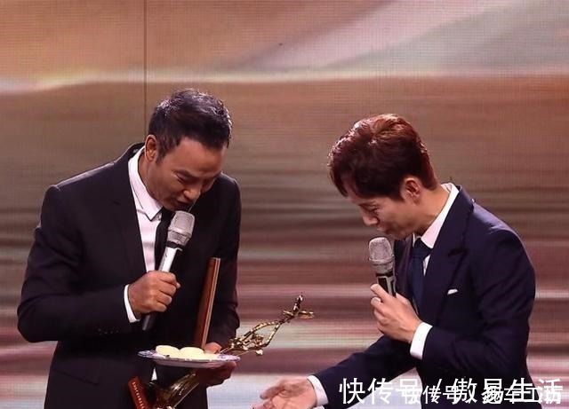 主办方|金鹰节何炅再现神救场,秒速化解突发状况,任达华连说谢谢!