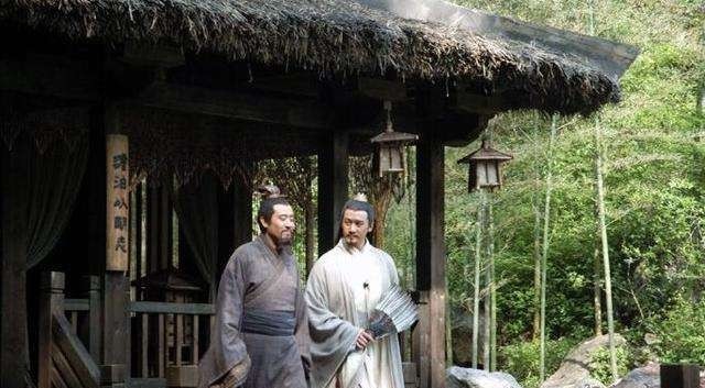 聪明|诸葛亮这么聪明,刘备比诸葛亮强在哪里?一般人看不出来