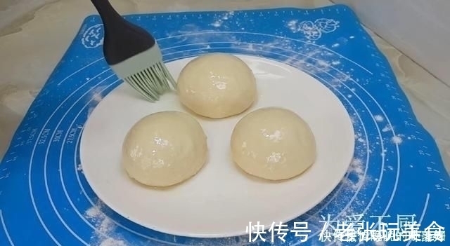 以后葱花饼别再买了，加2勺麻酱，不烫面不发面，比鸡蛋饼都好吃