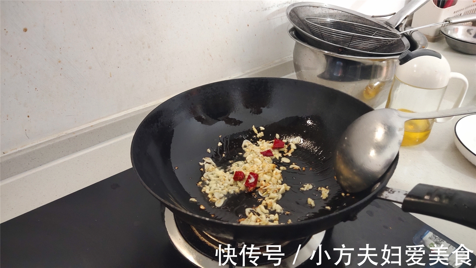 “爆炒青菜”记住这几个窍门，做出来清脆爽口不软，口感非常好！