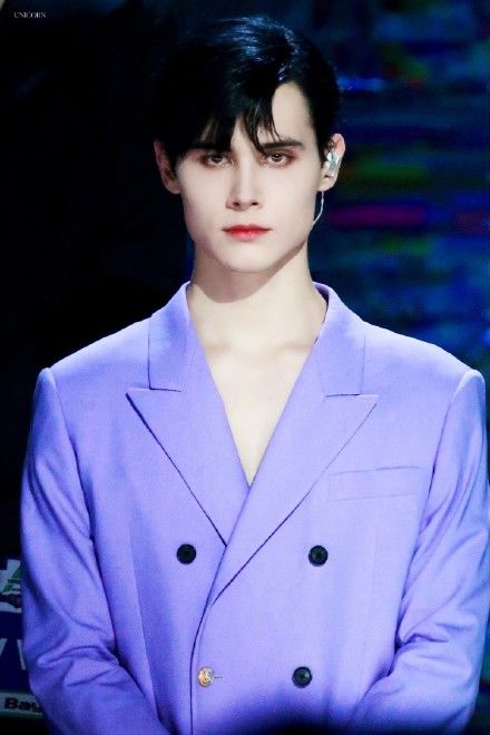 哇唧唧哇失算了？選手開麥被嘲難聽，最大受益者卻是周深