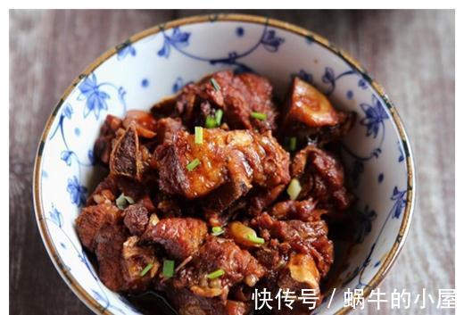内胆|懒人版红烧肉，不炒糖色，锅里一煮，软烂入味，鲜香红亮！