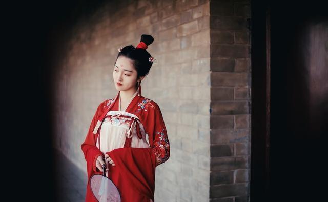 柔丝|旧版《倚天屠龙记》第一百一十二回万缕柔丝