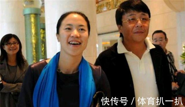 乒乓球|亿万富豪盛赞老婆王楠!认为老婆最厉害,只字未提邓亚萍张怡宁