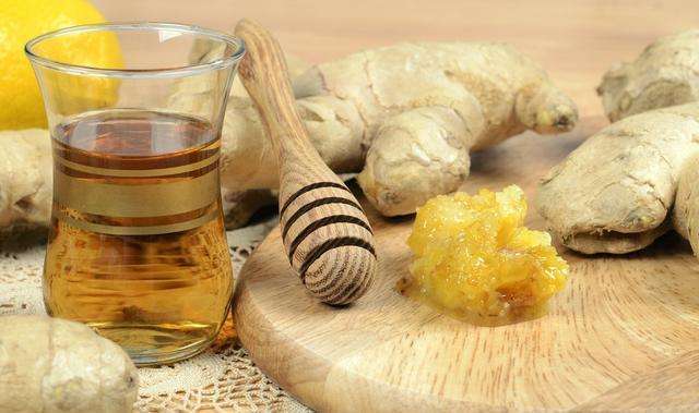 多喝|女人44-55岁,多喝6种水,暖宫排毒,保养子宫,预防妇科病