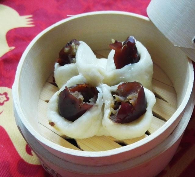 三味馒头,香甜松软,越嚼越香,吃一次还想吃第二次