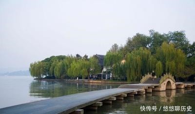 姜维|在我们身处人生顶峰时,就要学会顺流而下