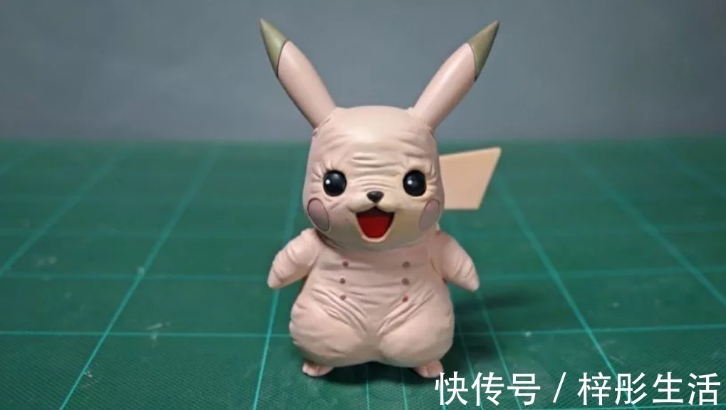 我是谁|他用手工雕塑高度还原魔性动物表情包,这画风也太搞笑了吧!