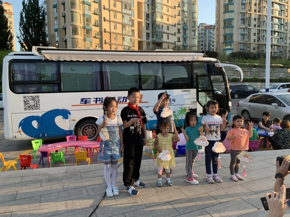 文体大餐$【书写群众满意的“民生答卷”】莱山区“文体大餐”点亮群众多彩生活