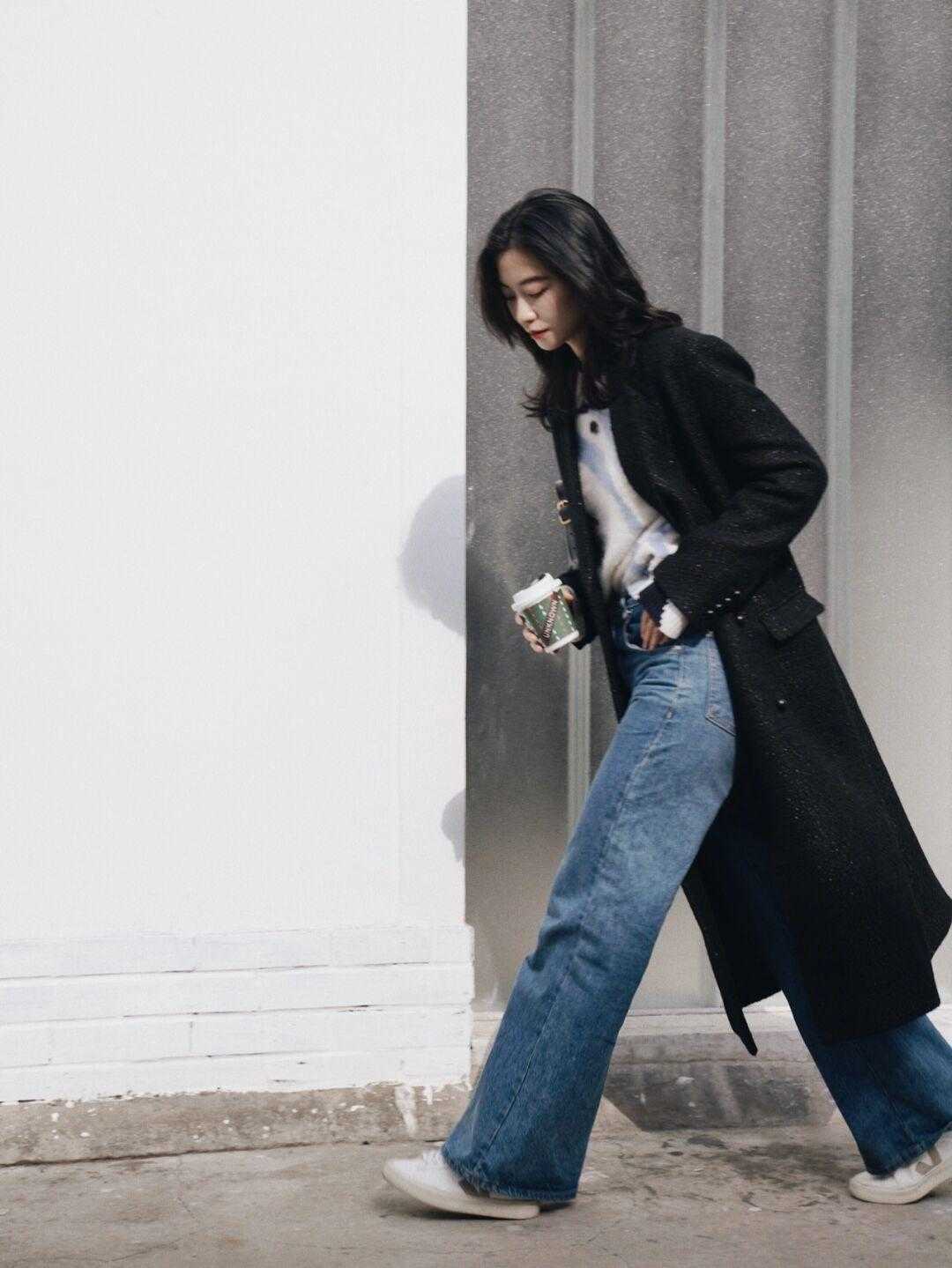 穿搭 简约大气的极简风穿搭,舒适随性又不挑人,每一套都能照穿