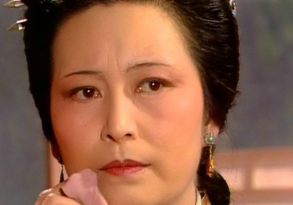 无宠无子$读《红楼梦》:曹公为什么要塑造周姨娘这个角色?