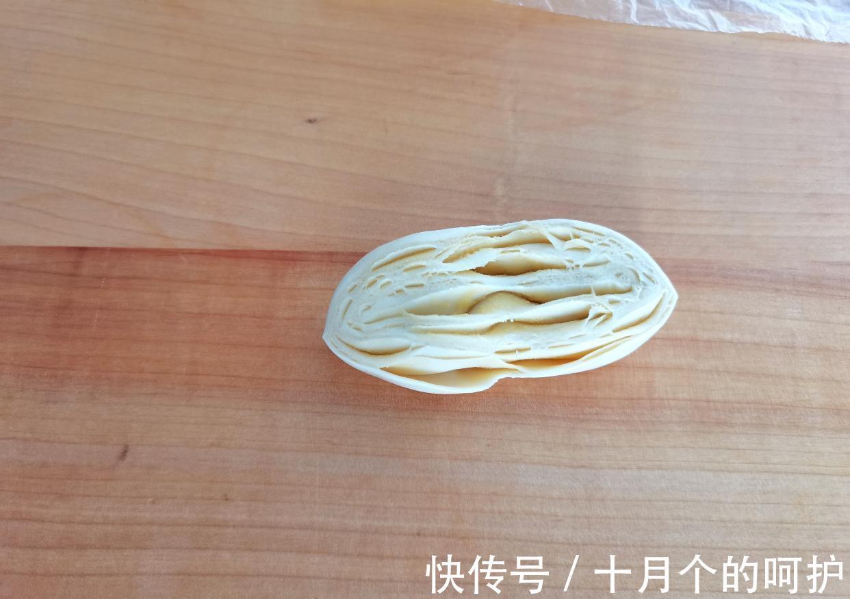 最简单的烧饼做法,又香又酥,吃一次还想吃