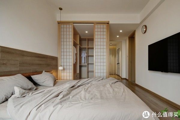 沙发|客厅没有沙发，去掉了“会客功能”，这套95㎡的家，住起来太爽了