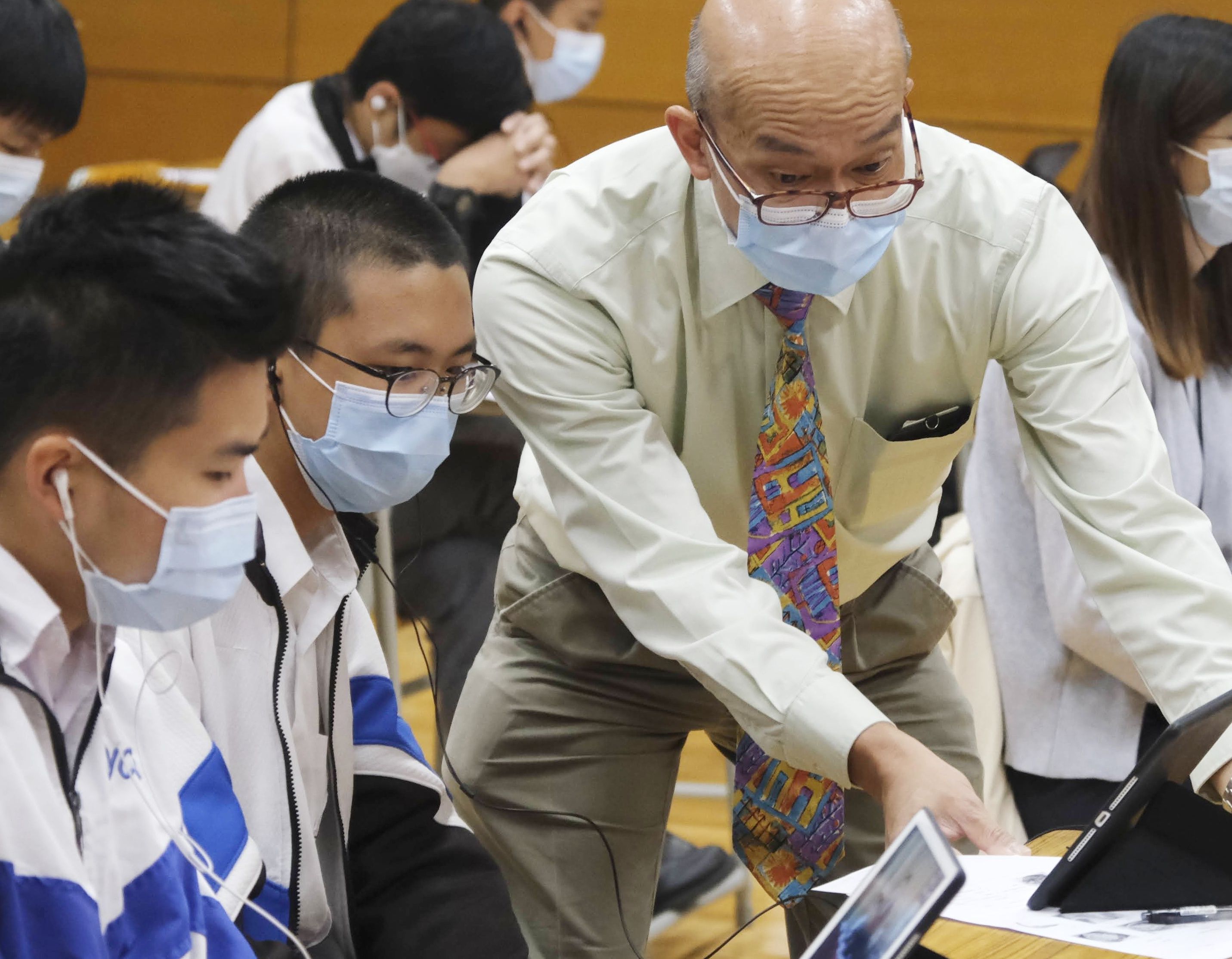 仁学校|香港故事丨一所群育学校的爱与希望