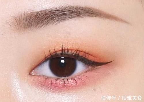 这4种“眼型”的女生,不化妆颜值也很高,看眼睛就被迷住了