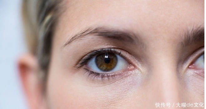 脏腑|眼睛总是莫名干涩,问题集中于一个脏腑,中医调治需抓住致病根源