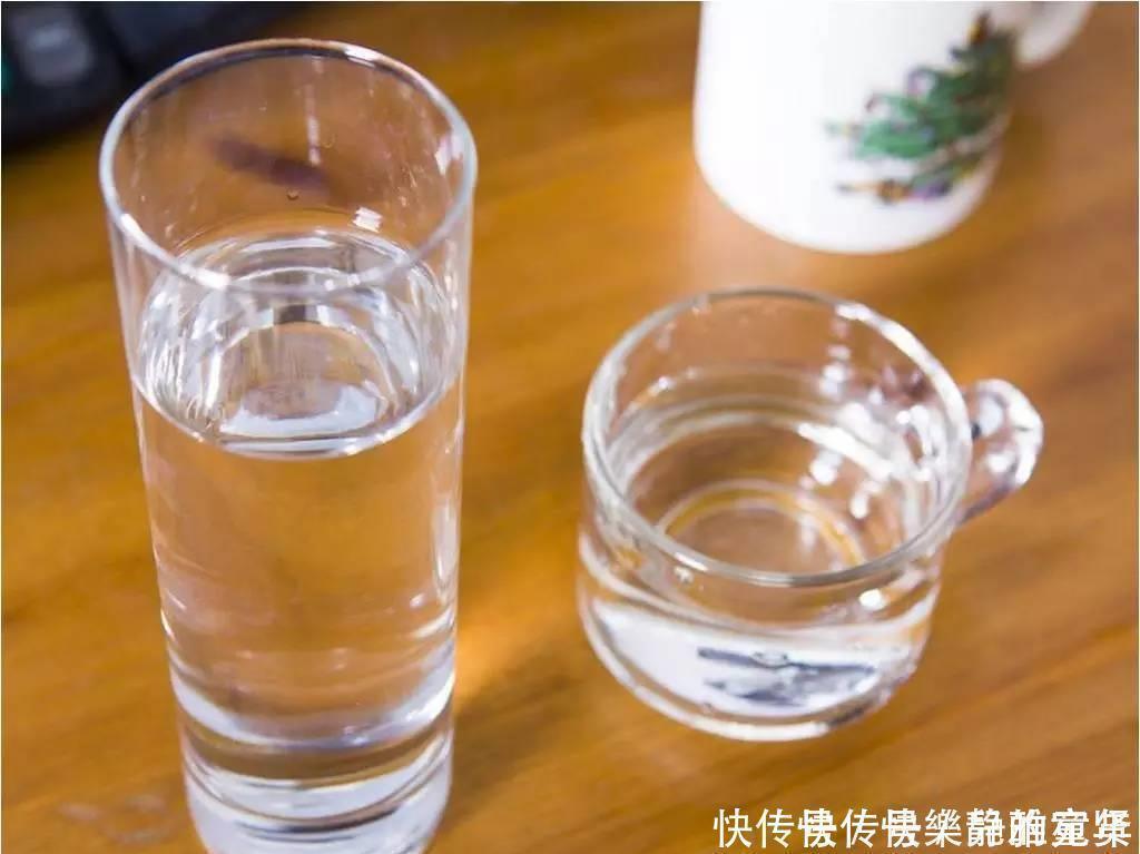 皮肤过敏|皮肤出现四种异常,别傻傻的认为是皮肤过敏,有可能是肝病的前兆