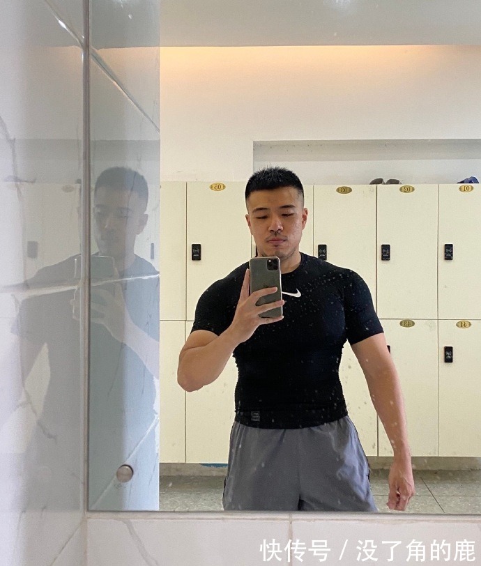 健身房|狮子座霸道肌肉爷们,老工科男,努力增肌,打造更强壮的身材!