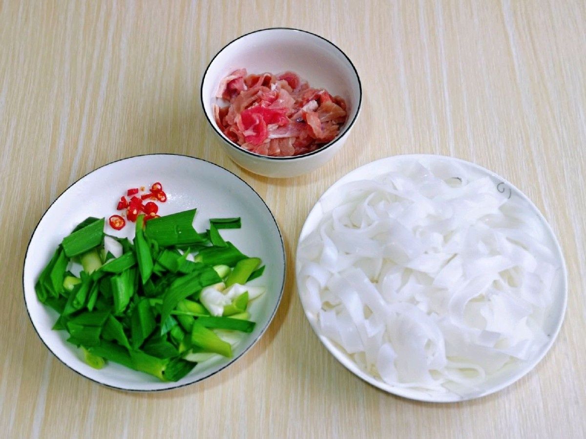 青蒜味浓郁的炒河粉，粉不会碎，油分刚好，一点也不腻人