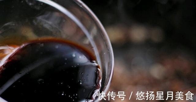 下饭|梅菜扣肉汁水四溢肥而不腻，颜色红亮诱人食欲，好吃又下饭！