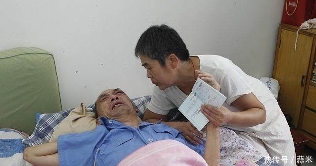 脑梗的发生|脑梗离我们很近,脑部有4个”症状“,可能脑梗已经找上你了