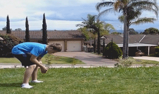 |搞笑动图 车祸猛于虎,一辆轿车直接压成纸片了