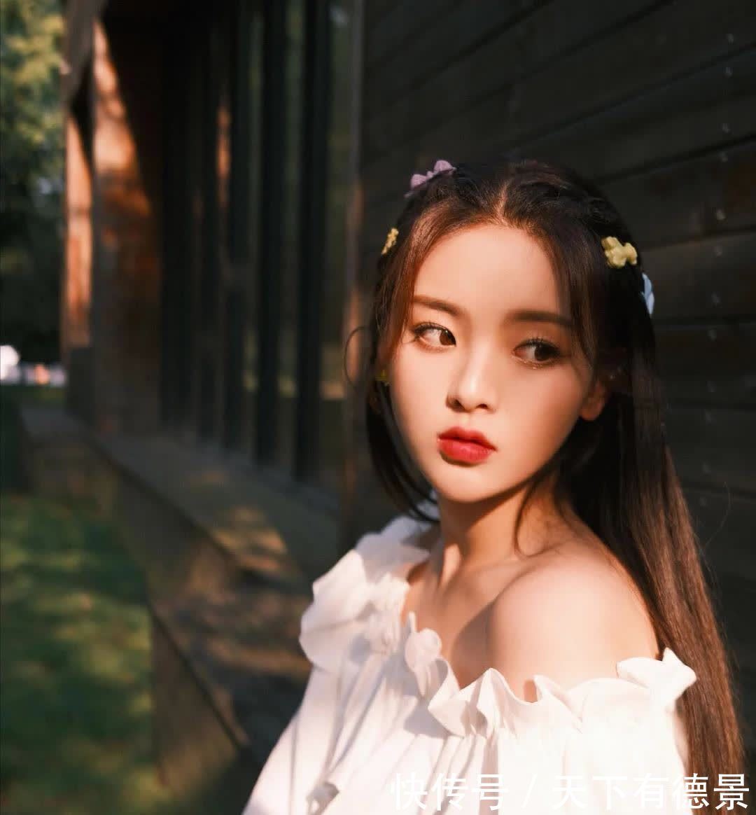 天生丽质的女生,脸上一般都有这5条线,有2个颜值就不低