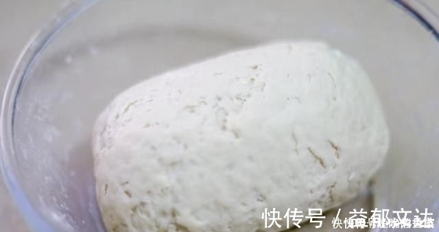 包韭菜鸡蛋饺子,别忘了加上一点“它”,饺子不出水,更香更美味
