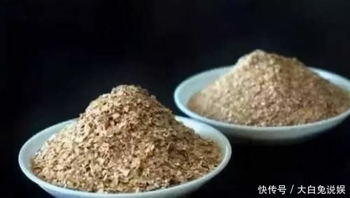 用量|用多就死窝,用少能连杆,千里香这么用,天冷天热都有鱼