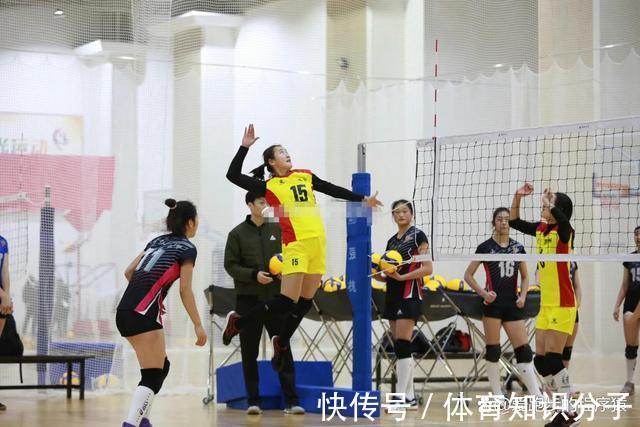 训练|江苏青年女排“高调”训练,郑宗源单独辅导二传,省内人才济济
