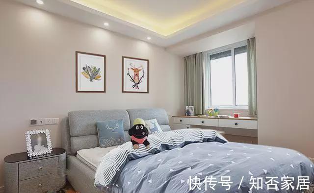 客厅|把阳台推拉门拆了,只用窗帘做装饰,没想到大家都说更好看