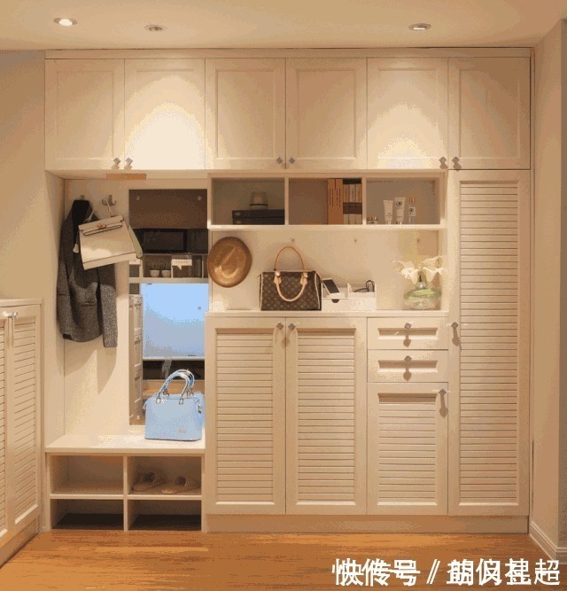 原来鞋柜要这样装,一个鞋柜能顶三个,后悔没能这样装